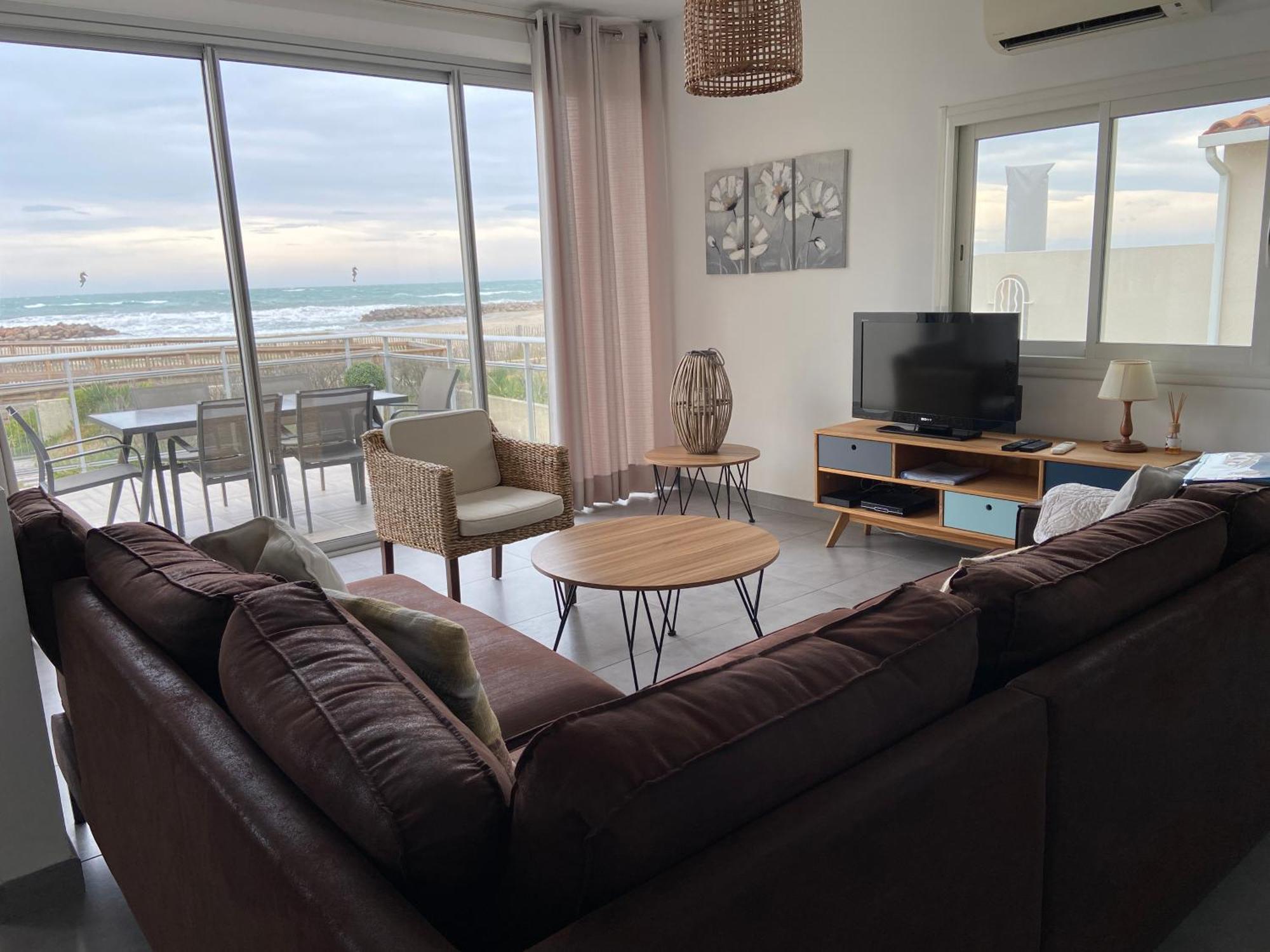 Residence La Voile Blanche 1 弗龙蒂尼昂 外观 照片