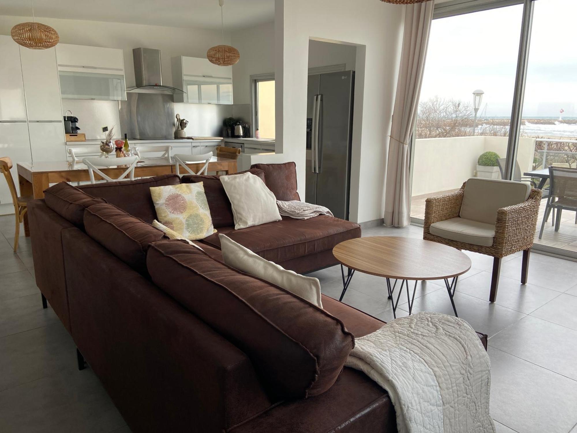 Residence La Voile Blanche 1 弗龙蒂尼昂 外观 照片