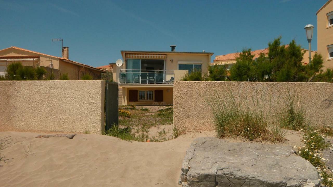 Residence La Voile Blanche 1 弗龙蒂尼昂 外观 照片