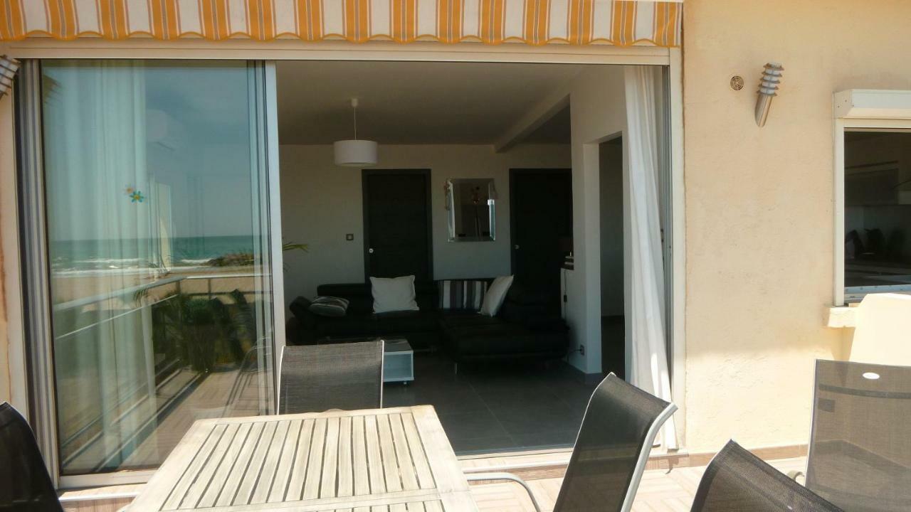Residence La Voile Blanche 1 弗龙蒂尼昂 外观 照片
