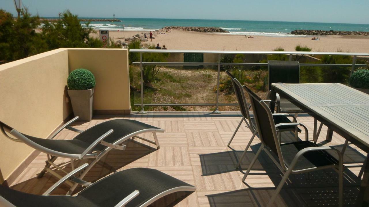 Residence La Voile Blanche 1 弗龙蒂尼昂 外观 照片