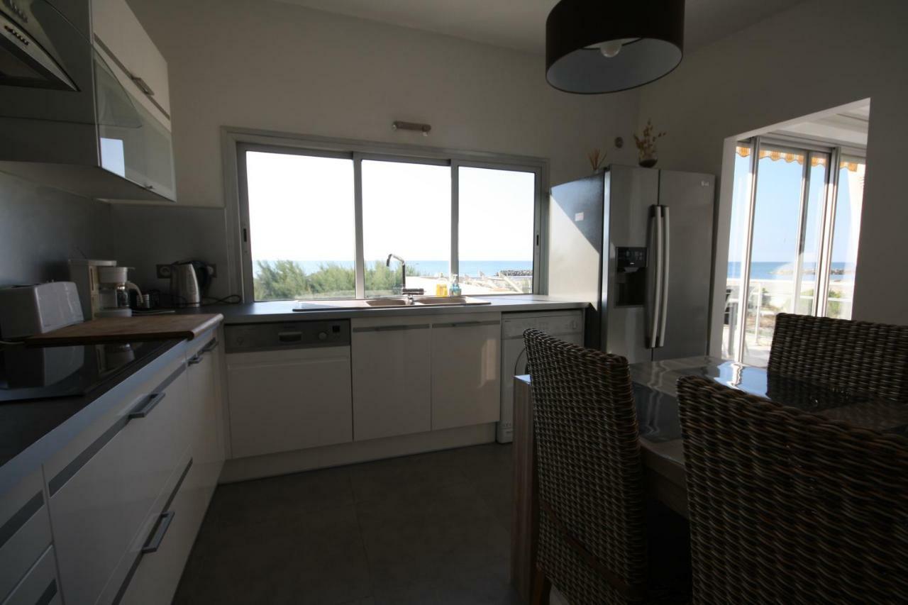 Residence La Voile Blanche 1 弗龙蒂尼昂 外观 照片