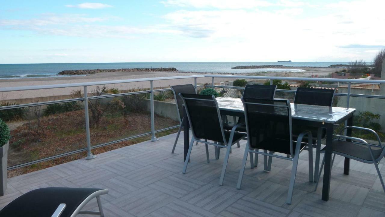 Residence La Voile Blanche 1 弗龙蒂尼昂 外观 照片